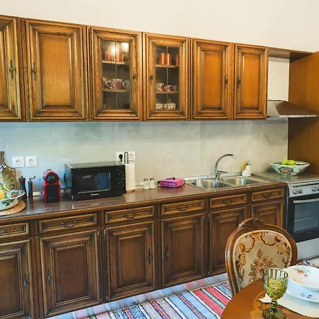Anemoessa Mansion Apartment